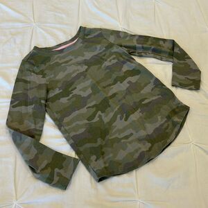 Cat & Jack Girl's Camo Crew Neck Long Sleeve T-Shirt Size Small 6-6x